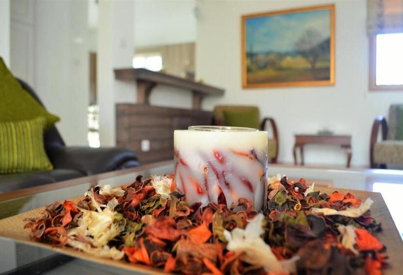 带4个卧室的别墅, Cottage Houses