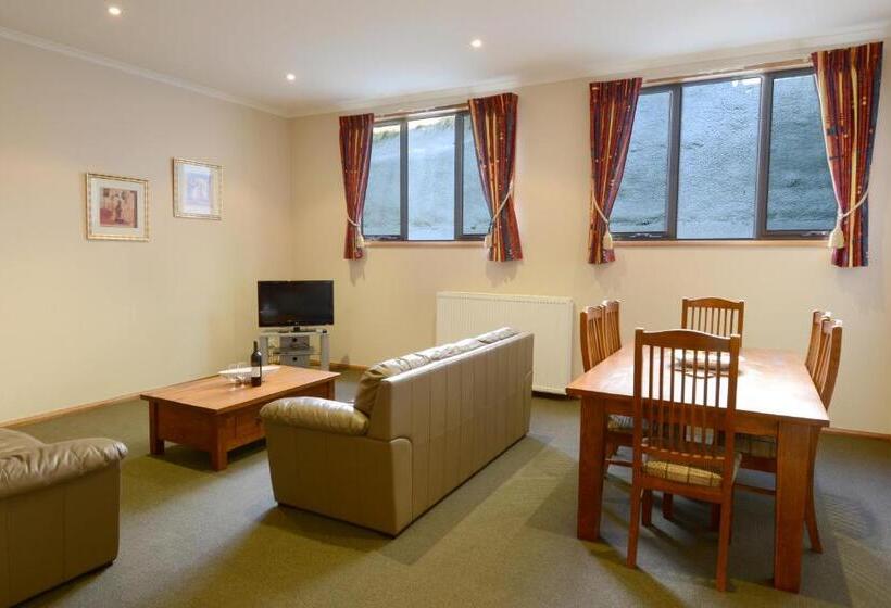 דירת דלוקס 2 חדרי שינה, Falls Creek Country Club