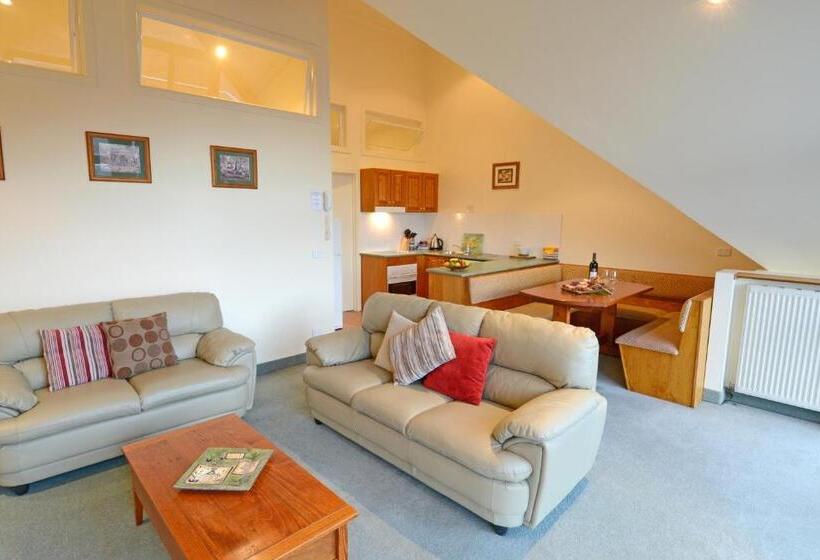 דירת פרמיום 2 חדרי שינה, Falls Creek Country Club