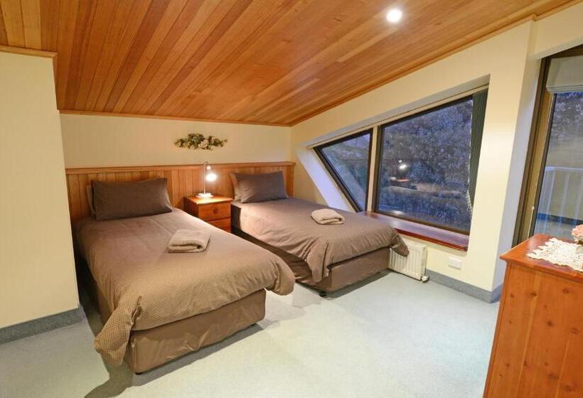 דירת פנטהאוז 2 חדרי שינה, Falls Creek Country Club