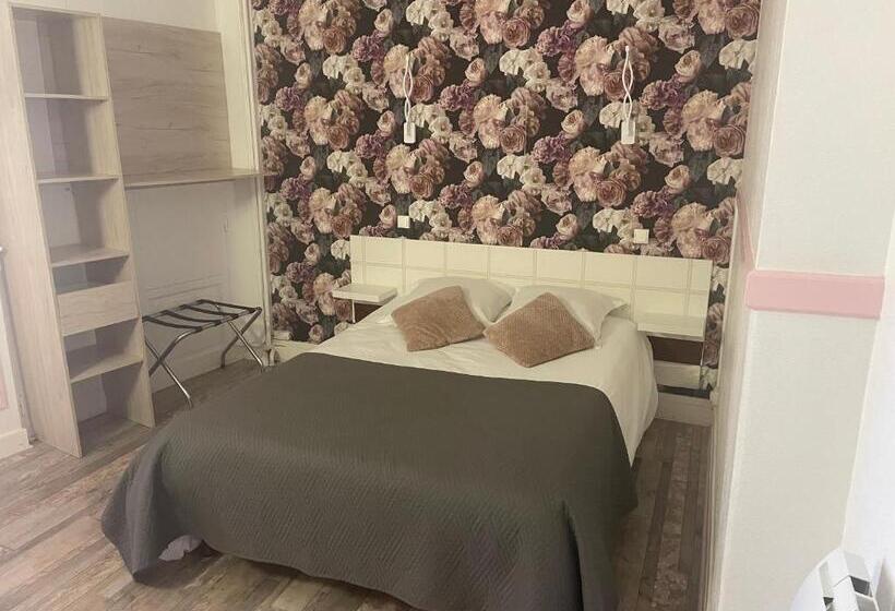 חדר סטנדרט, Au Chapon Fin