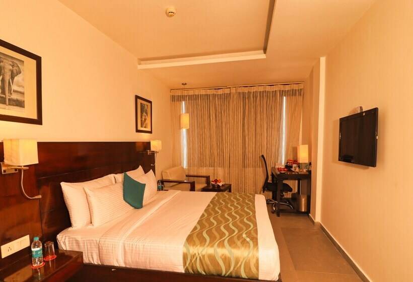 غرفة تنفيذية, Clarks Collection Vadodara