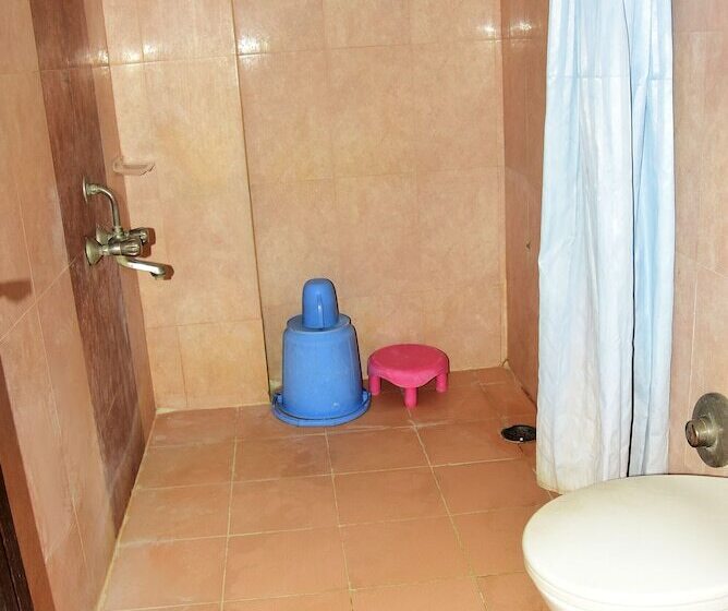 Fyrbädds Standardrum, Delta Executive