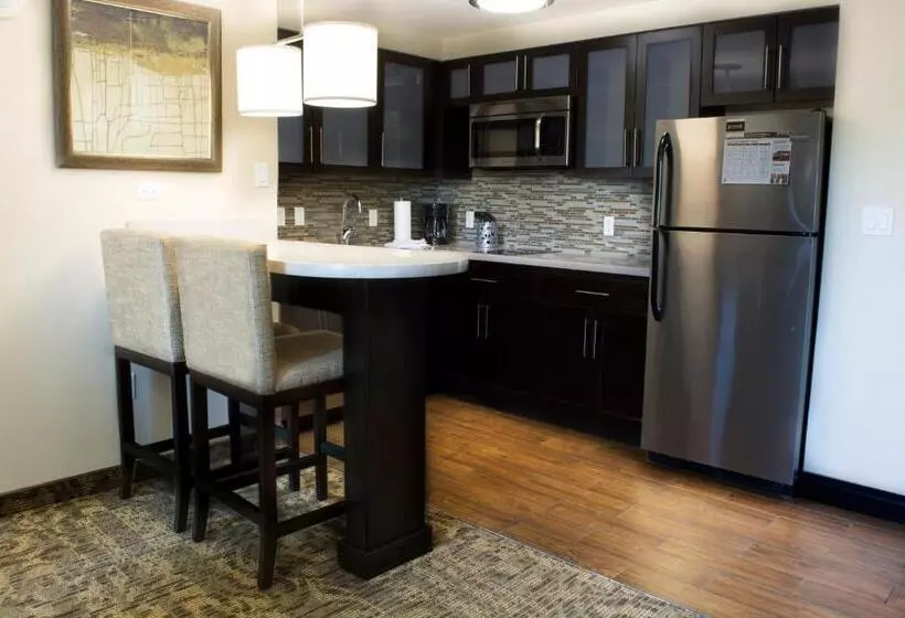 Standard-huone, Staybridge Suites Chihuahua, An Ihg