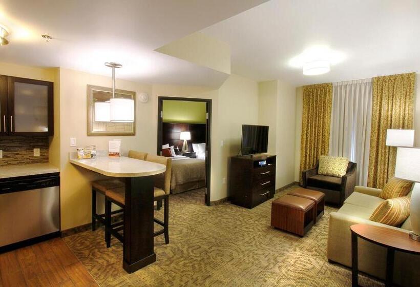 2 Sovrums Svit, Staybridge Suites Chihuahua, An Ihg