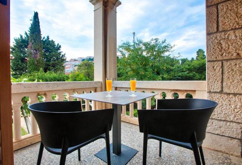 Номер Deluxe с Балконом, Boutique Villa Filaus