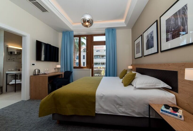 Номер Стандарт с Балконом, Boutique Villa Filaus