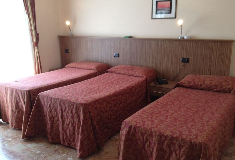 스탠다드 트리플 룸, York