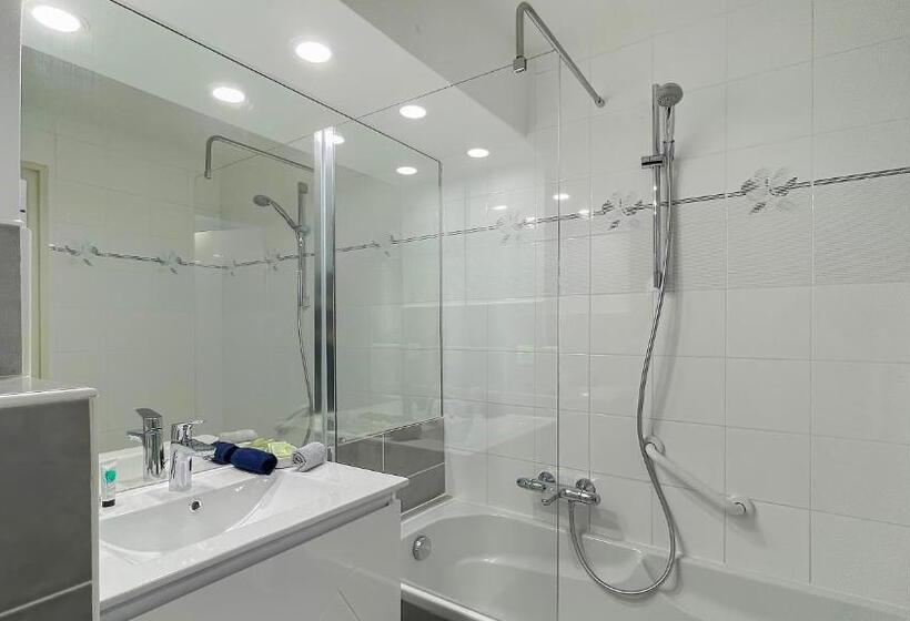 スタンダードスタジオ, Louison Appart & Suite