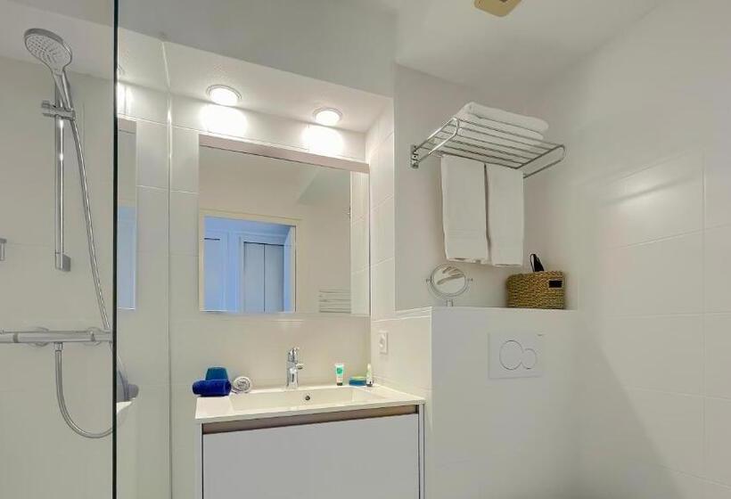 استودیوی استاندارد, Louison Appart & Suite