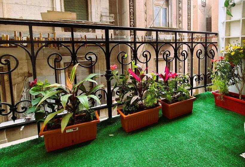 اتاق استاندارد با سرویس بهداشتی مشترک, The Australian Hostel