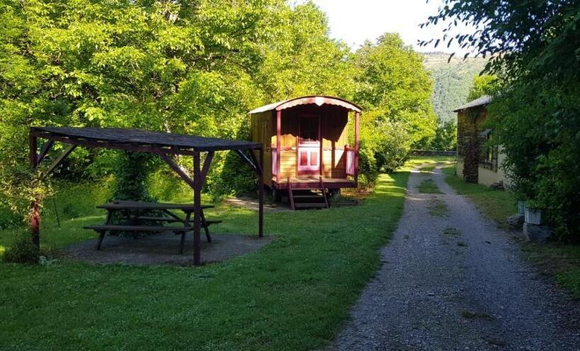 스탠다드 룸, Les Copains à Bord