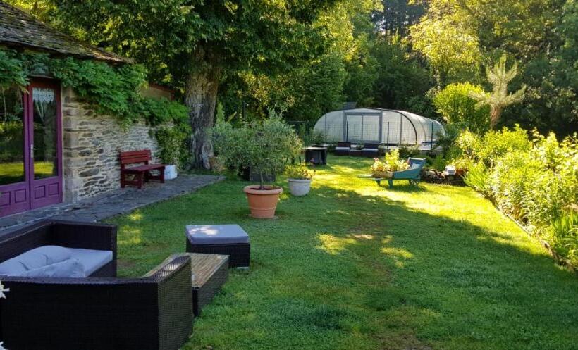 4인용 스탠다드 룸, Les Copains à Bord