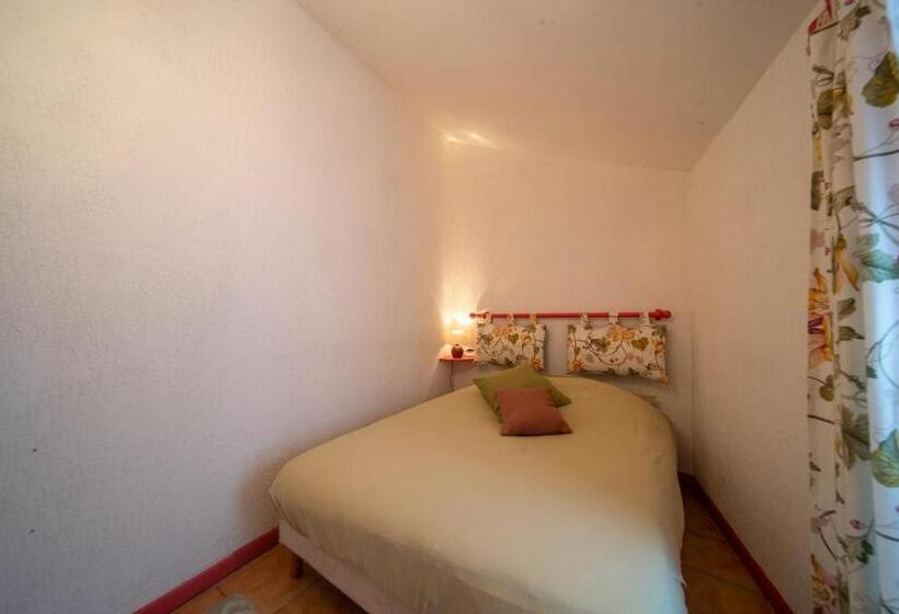 스탠다드 룸, Les Copains à Bord