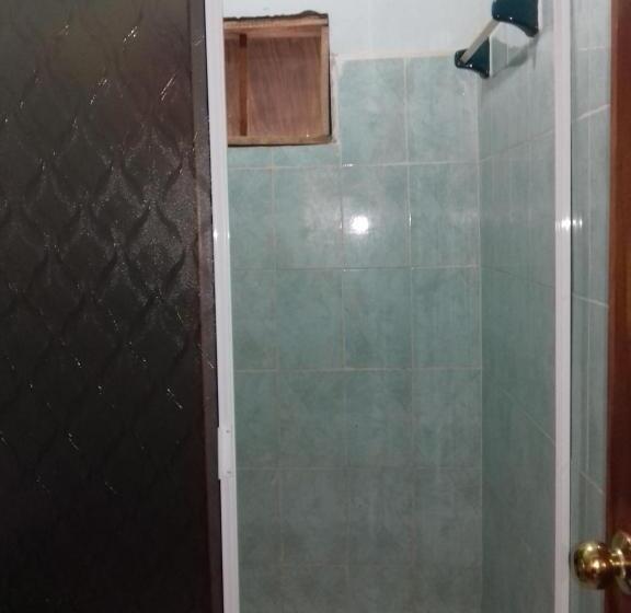 غرفة قياسية رباعية, Nueva Alianza