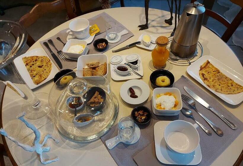 带共用浴室的标准房间, Maison Du Lys En Layon