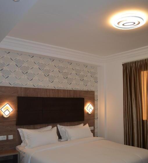 اتاق لوکس, Agremas