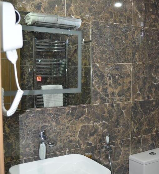 اتاق سوپریور با تخت بزرگ, Agremas