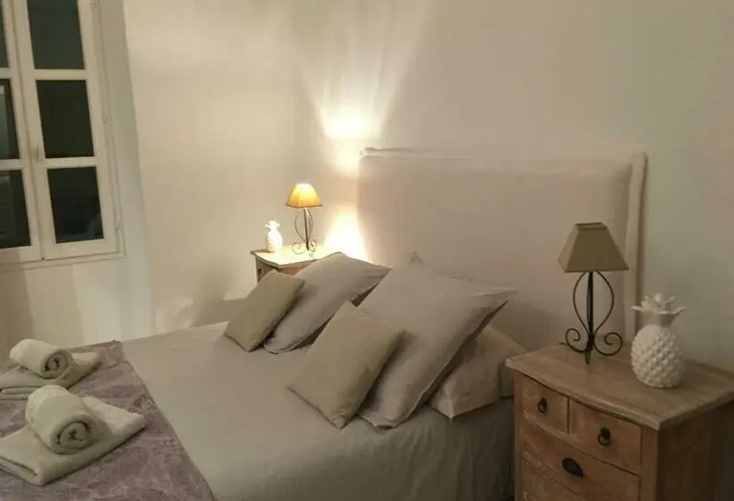スタンダード4人部屋, Auberge De Marie
