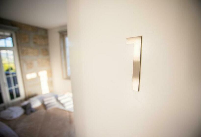 ガーデンビュースイート, Fonte Velha