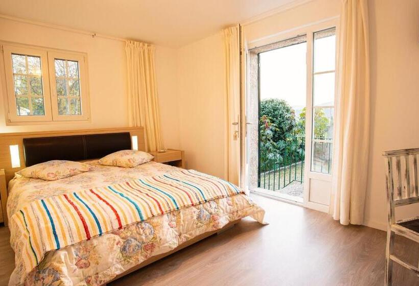 １ベッドルームハウス, Fonte Velha