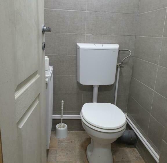 غرفة قياسية رباعية مطلة على الحديقة, Hobby Land Ranch Horse S Barn Guesthouse