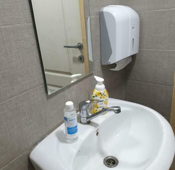 غرفة قياسية رباعية مطلة على الحديقة, Hobby Land Ranch Horse S Barn Guesthouse