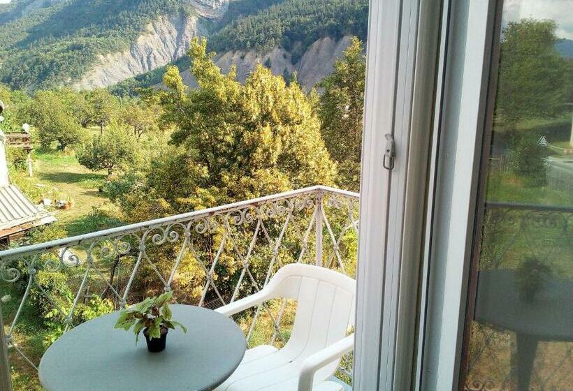 غرفة قياسية, Le Relais Des Cavaliers