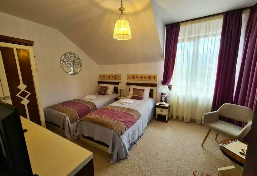 غرفة قياسية, Stejarro Conac Moldovenesc