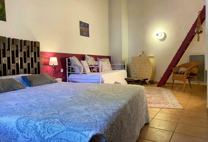 غرفة قياسية, Orangerie De Cardet   Maison D Hôtes   B&b