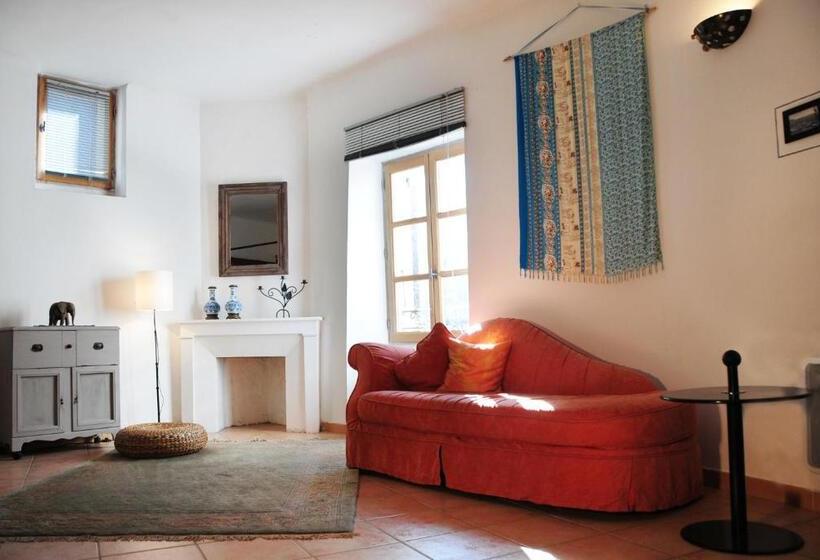 غرفة قياسية, Orangerie De Cardet   Maison D Hôtes   B&b