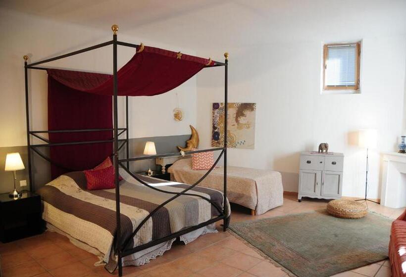 غرفة قياسية, Orangerie De Cardet   Maison D Hôtes   B&b