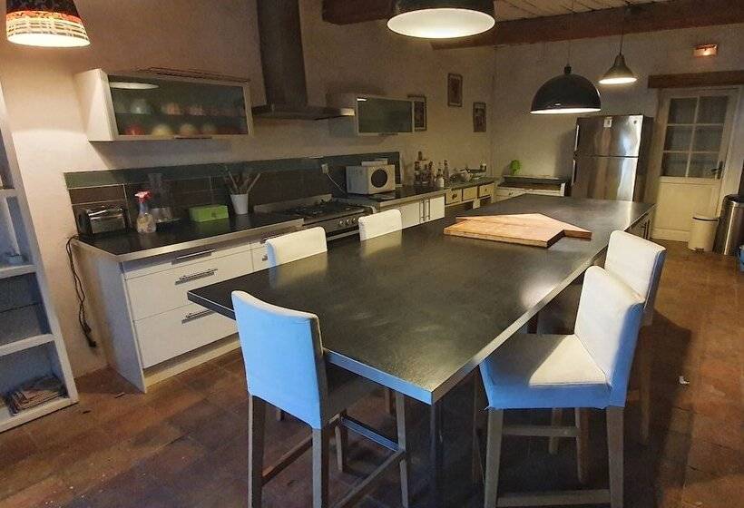 Номер Стандарт, Orangerie De Cardet   Maison D Hôtes   B&b