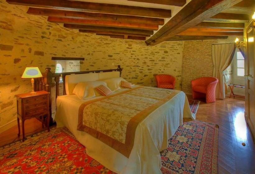 Номер Deluxe, Le Château D Hauterives