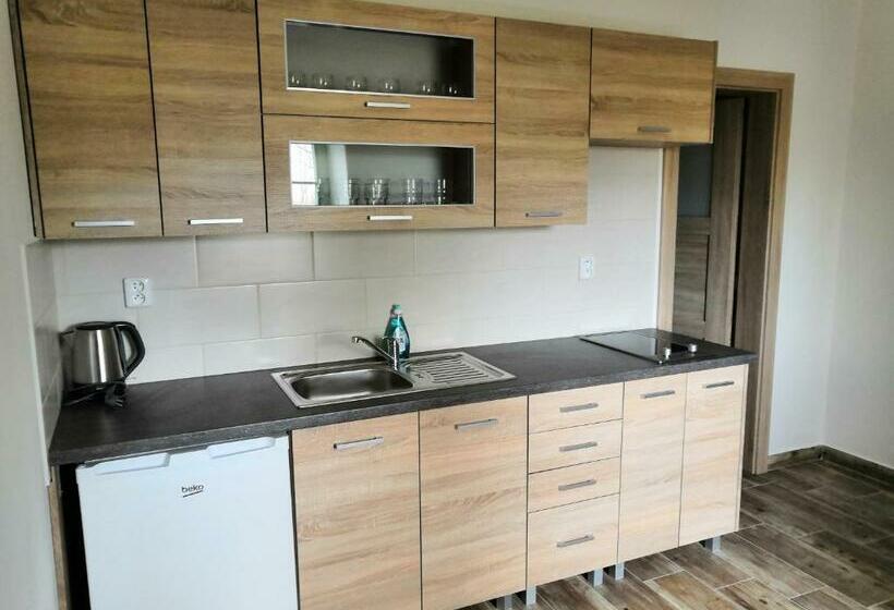 חדר קומפורט לשלושה, Penzion Na Farmě