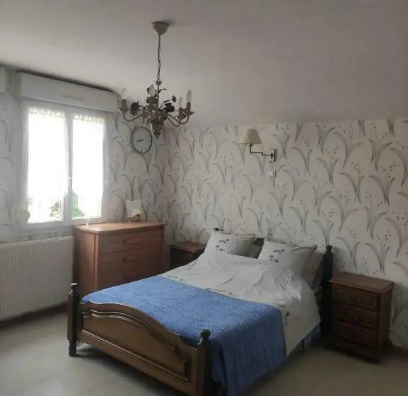 Standard-huone, Poirson Thiery