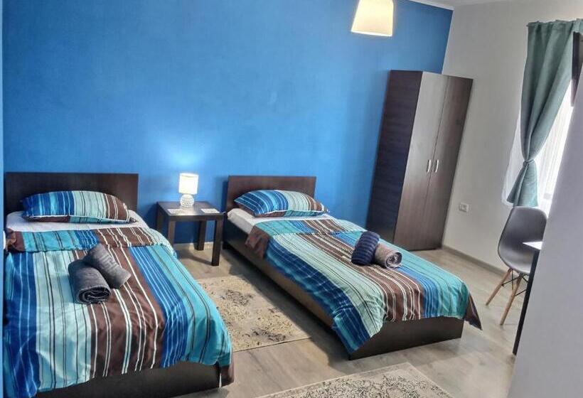 标准间, Pensiunea Bozi Timisoara