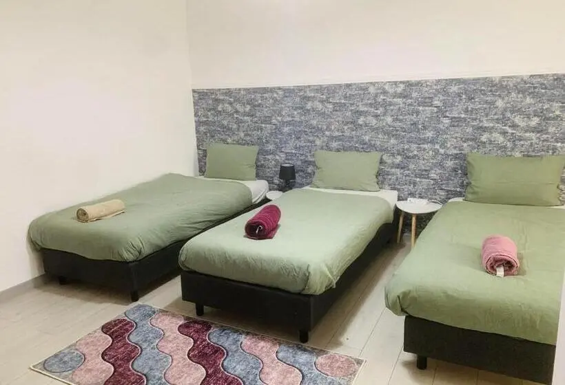スタンダードトリプルルーム, Pensiunea Bozi Timisoara