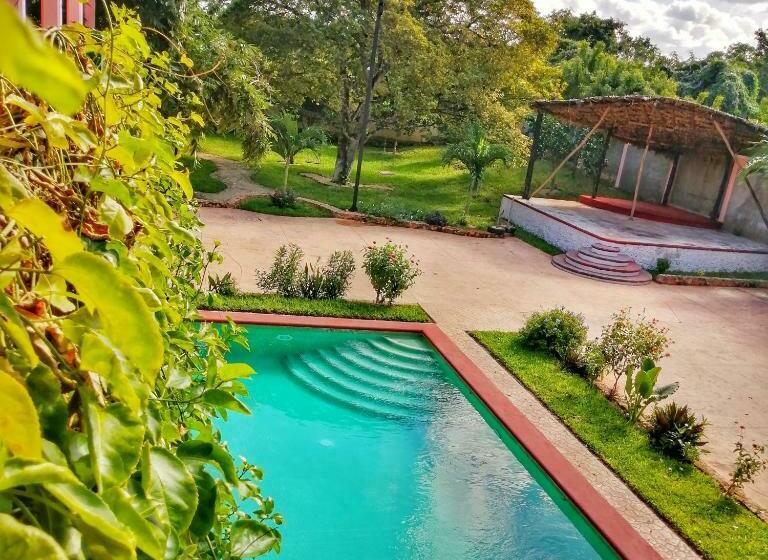 Семейный Номер Вид на Сад, Saak Luúm Ruta Puuc