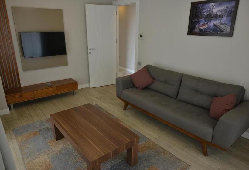 جناح مزود بتراس, Anemon Kent Mersin Otel