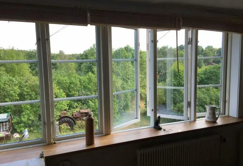 エコノミールーム, Charming House On Large Property On Vato