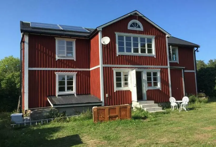 エコノミールーム, Charming House On Large Property On Vato