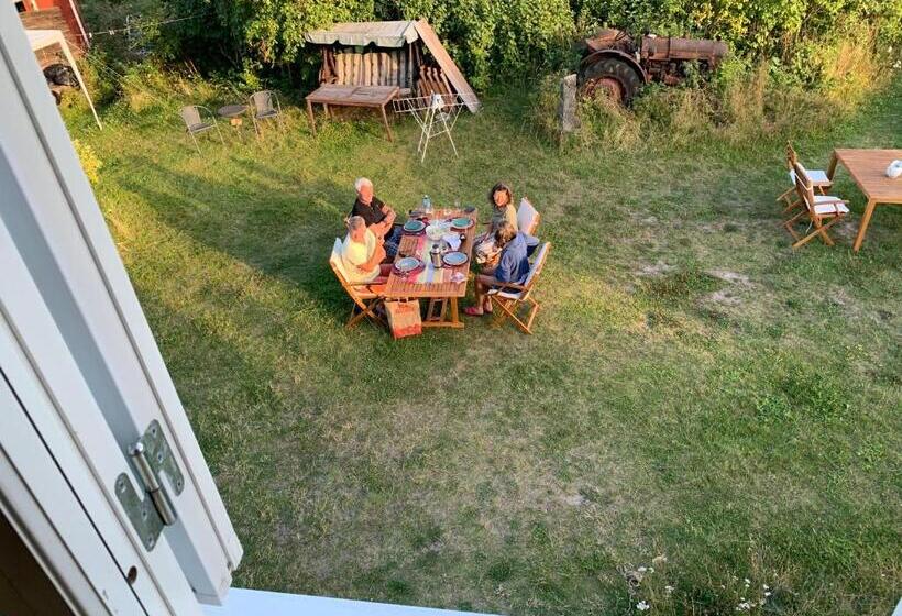 Номер Стандарт, Charming House On Large Property On Vato