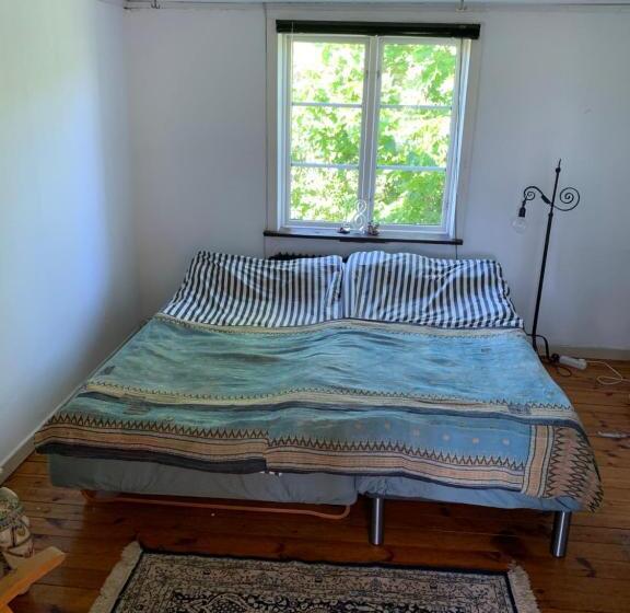 Номер Economy, Charming House On Large Property On Vato