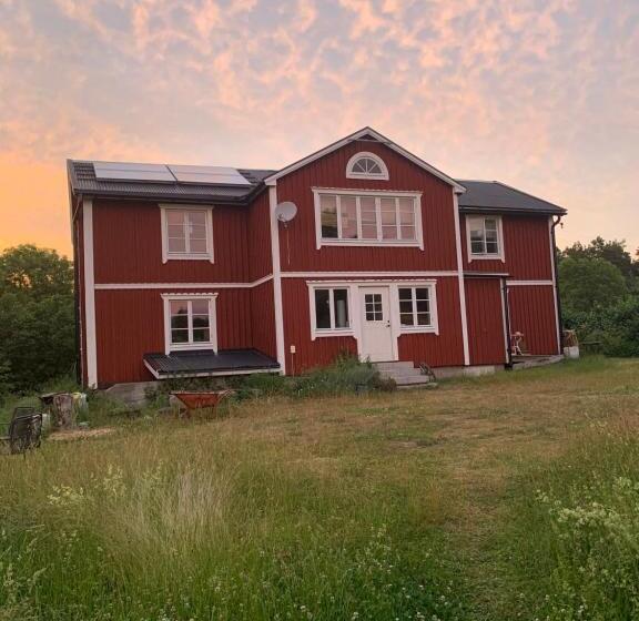 غرفة قياسية, Charming House On Large Property On Vato