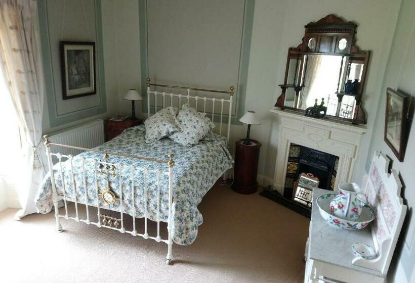 豪华房间, Templemacateer