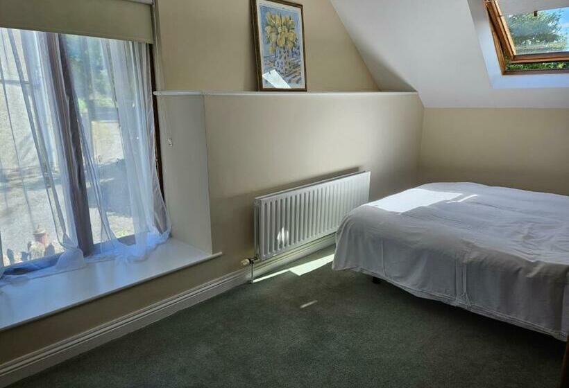 带2个卧室的公寓, Templemacateer