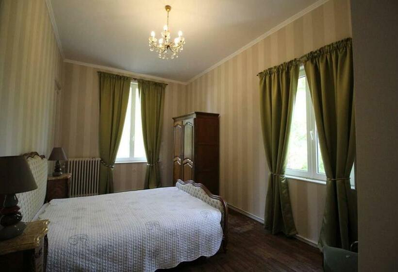 침실 2개 스위트, Bed & Breakfast Au Château De Martinsart