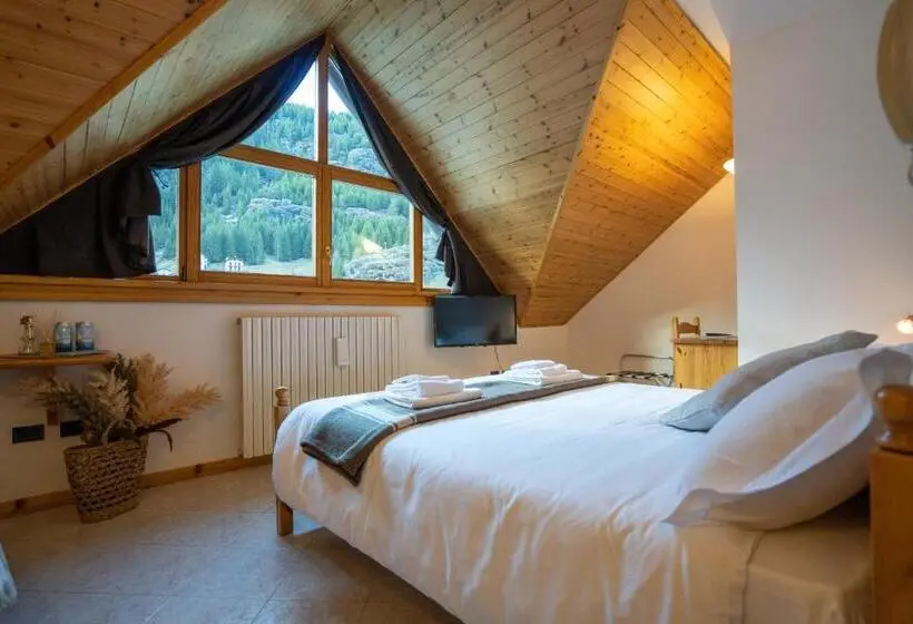マウンテンビュースタンダードルーム, Fior Di Roccia   Valmalenco   Hotel & Mountain Restaurant