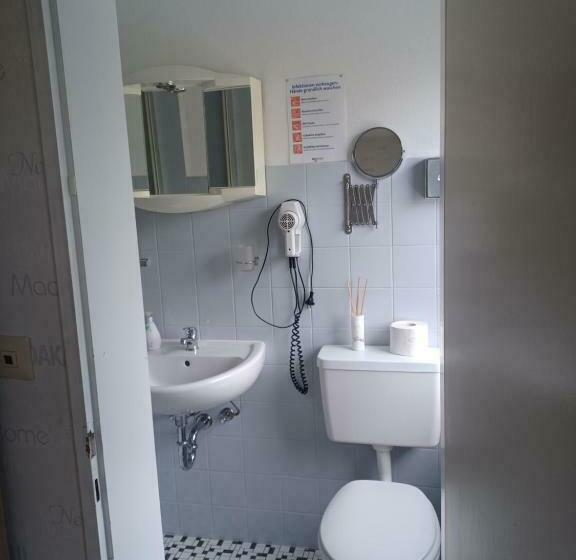 غرفة قياسية, Zum Fuchsbau